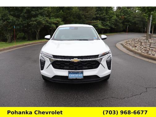 Summit White 2024 Chevrolet Trax LS
