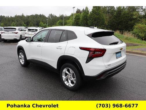Summit White 2024 Chevrolet Trax LS