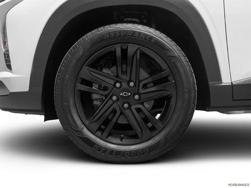 Summit White 2026 Chevrolet Trax LS