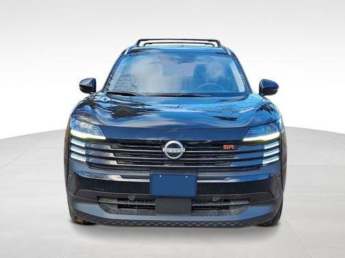 Super Black 2026 Nissan Kicks SR