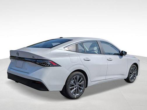 Aspen White 2026 Nissan Sentra SL