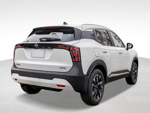 Aspen White 2026 Nissan Kicks SV
