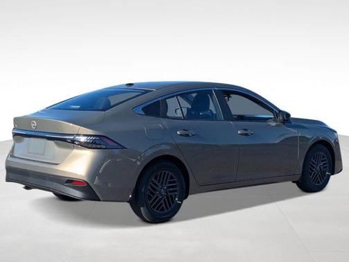 Bronze 2026 Nissan Sentra SV