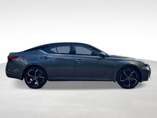 Gun Metallic 2026 Nissan Altima SR FWD