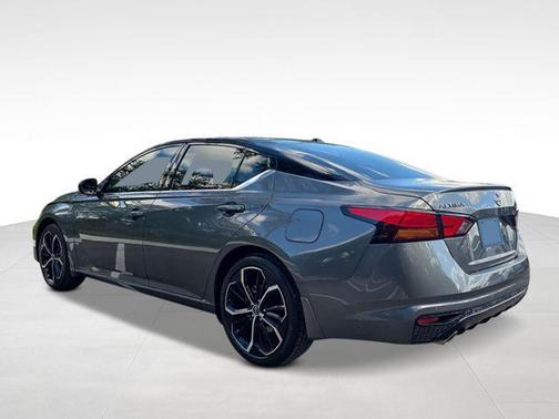 Gun Metallic 2026 Nissan Altima SR FWD