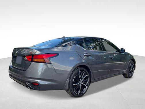 Gun Metallic 2026 Nissan Altima SR FWD
