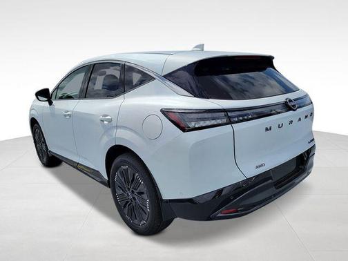 White Pearl 2026 Nissan Murano Platinum