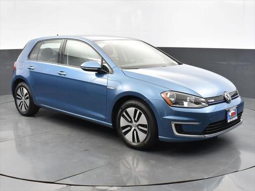 2016 Volkswagen e-Golf SE