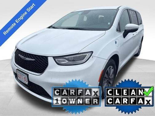 2023 Chrysler Pacifica Hybrid Touring L