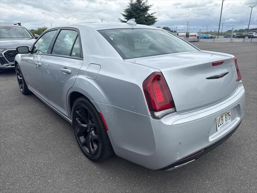 2021 Chrysler 300 S