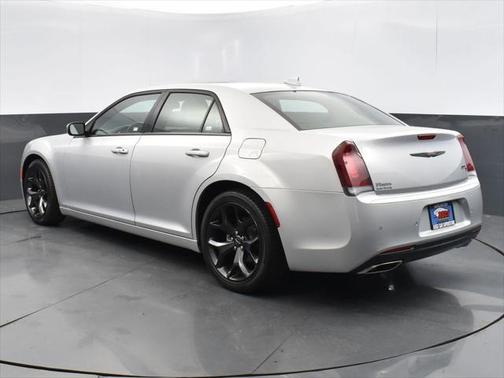 2021 Chrysler 300 S