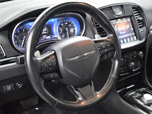 2021 Chrysler 300 S