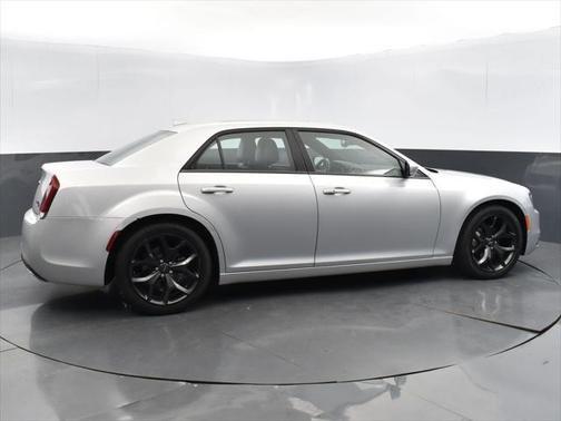 2021 Chrysler 300 S