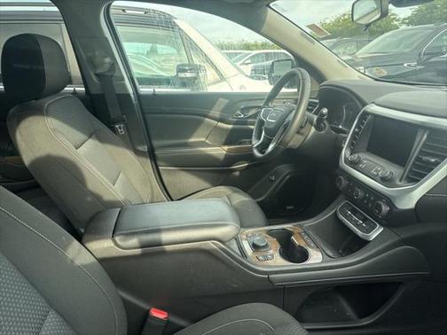2022 GMC Acadia FWD SLE