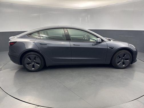 Midnight Silver Metallic 2023 Tesla Model 3 Standard Range