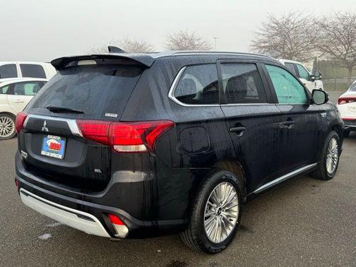2020 Mitsubishi Outlander PHEV SEL