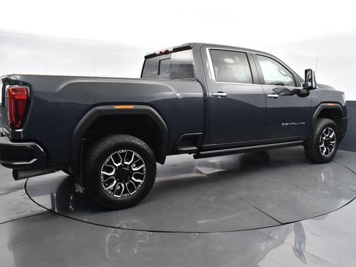 2023 GMC Sierra 3500 Denali