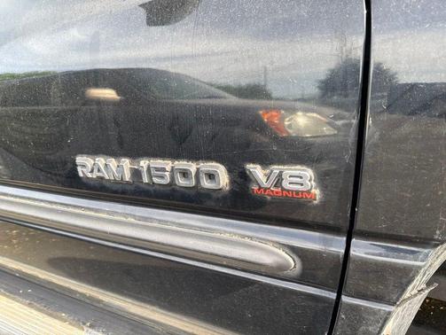 Black Clearcoat 2000 Dodge Ram 1500 155 WB