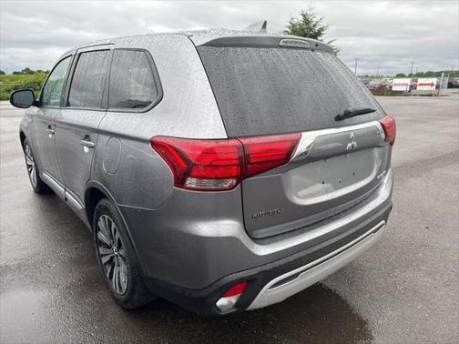 2019 Mitsubishi Outlander ES
