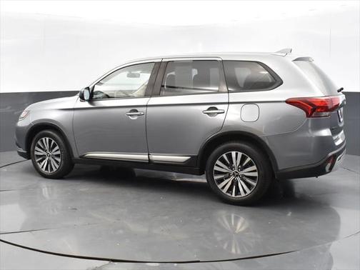 2019 Mitsubishi Outlander ES