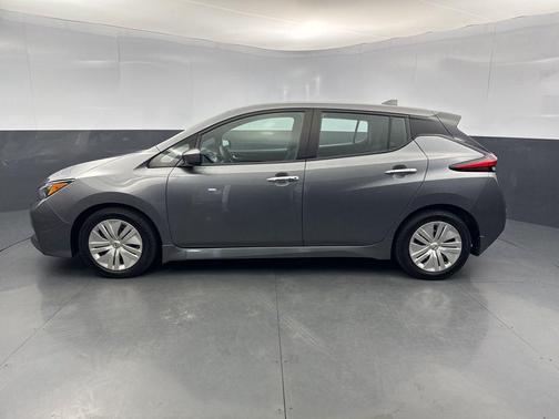 2022 Nissan Leaf S 40 kWh