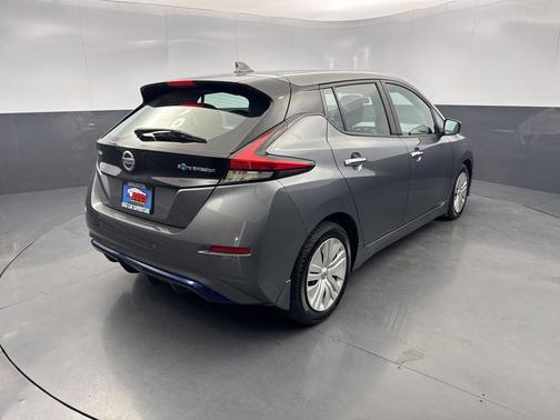 2022 Nissan Leaf S 40 kWh