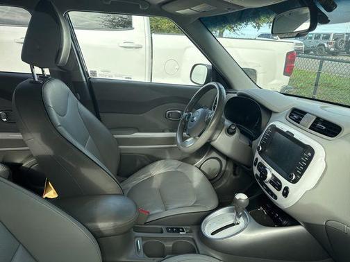 2017 Kia Soul EV +
