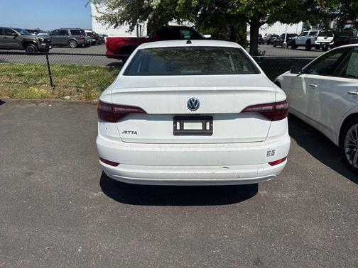 Pure White 2021 Volkswagen Jetta 1.4T S