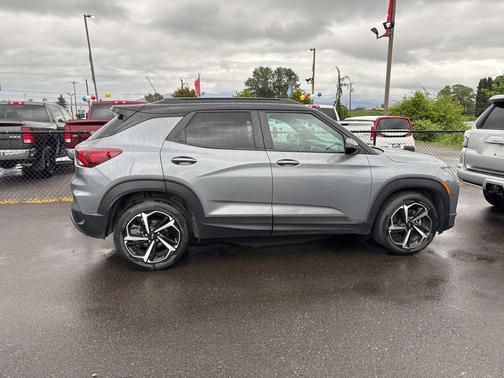 Steel Metallic 2021 Chevrolet Trailblazer RS