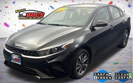 Aurora Black Pearl 2024 Kia Forte LXS