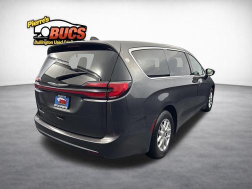 Crystal Metallic 2023 Chrysler Pacifica Touring L