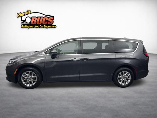 Crystal Metallic 2023 Chrysler Pacifica Touring L