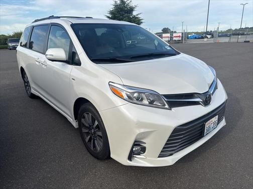 2020 Toyota Sienna Limited Premium