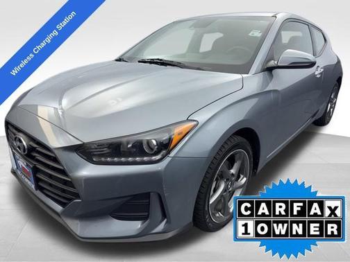 2020 Hyundai Veloster 2