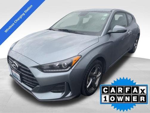 2020 Hyundai Veloster 2