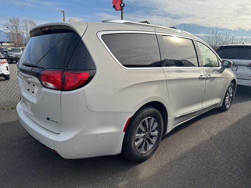2020 Chrysler Pacifica Hybrid Limited