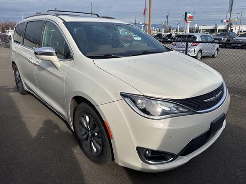2020 Chrysler Pacifica Hybrid Limited