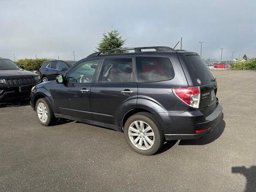 Dark Gray Metallic 2013 Subaru Forester 2.5X Premium