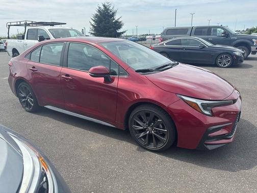 Pearl 2025 Toyota Corolla XSE