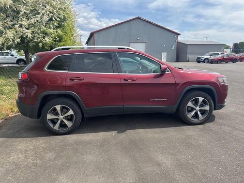 Velvet Red Pearlcoat 2019 Jeep Cherokee Limited