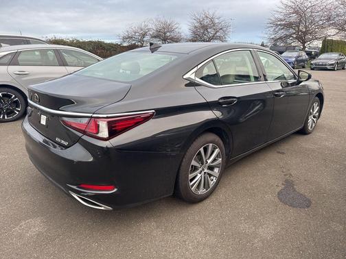 2019 Lexus ES 350 Base