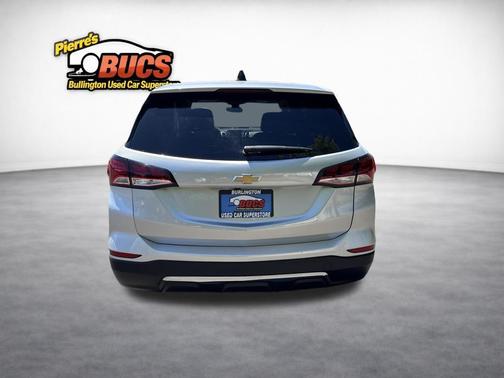 Silver Ice Metallic 2022 Chevrolet Equinox 1LT