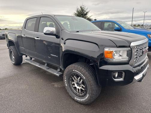 Onyx Black 2019 GMC Canyon Denali