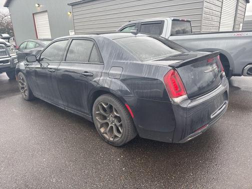 2017 Chrysler 300 S