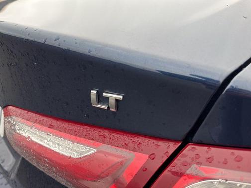 2022 Chevrolet Malibu FWD LT