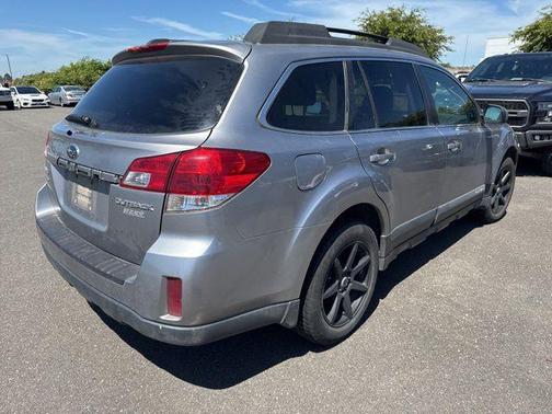 2010 Subaru Outback 2.5 i Limited