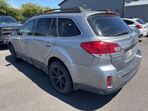 2010 Subaru Outback 2.5 i Limited