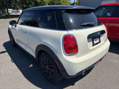 2018 MINI Hardtop Cooper