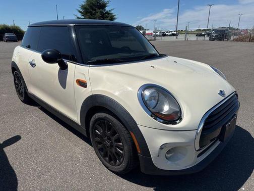 2018 MINI Hardtop Cooper