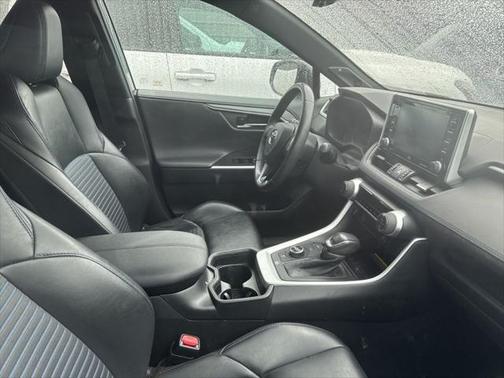 2021 Toyota RAV4 Hybrid SE